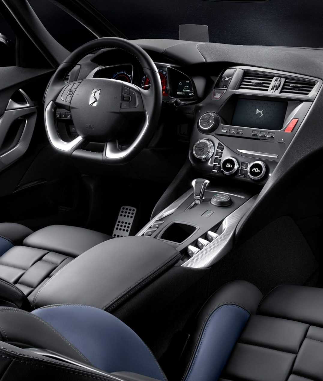 Тестдрайв-сравнение  citroen ds4, citroen ds5: инсталляция