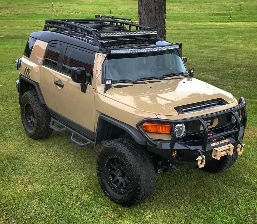Toyota fj cruiser: поколения, кузова по годам, история модели и года выпуска, рестайлинг, характеристики, габариты, фото - carsweek