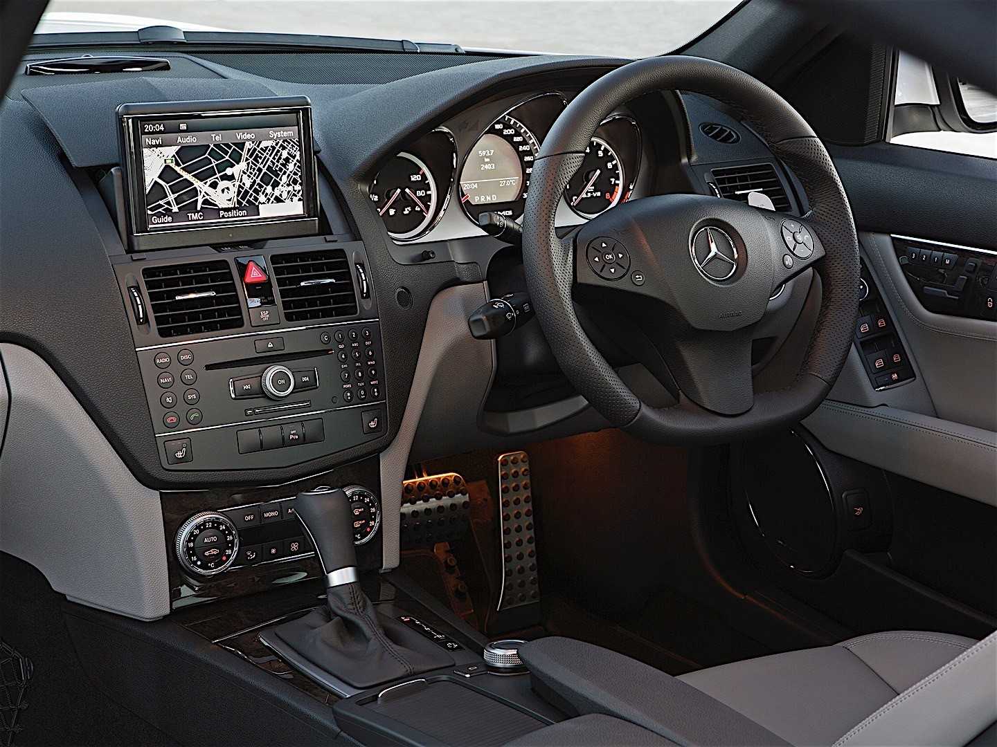 Mercedes c-class (w204) – игра в бисер