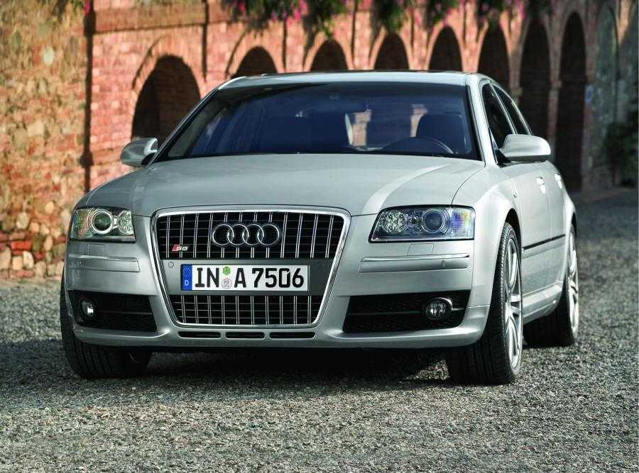 "вложил в эту audi a8 d3 еще одну ее стоимость". автомобиль месяца автогродно