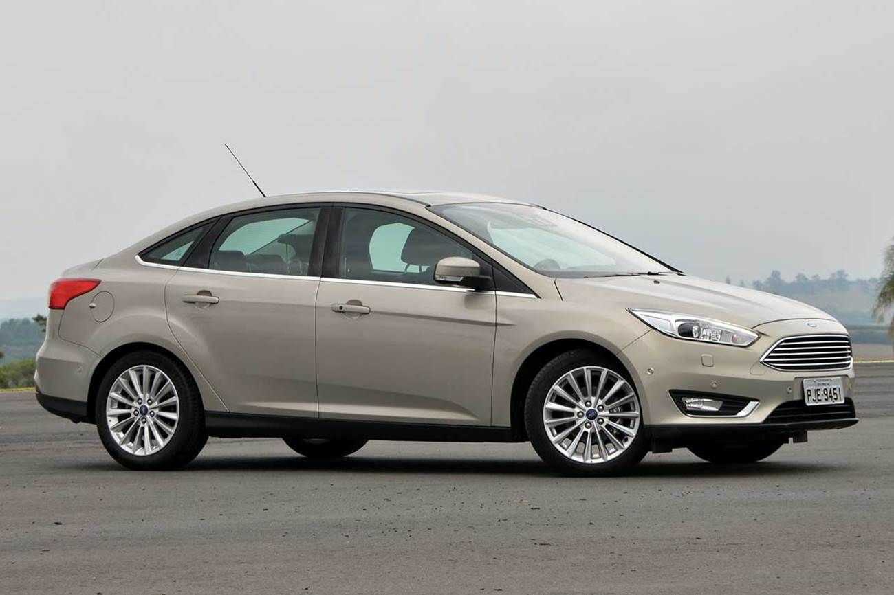 Максимальная скорость, км/ч в ford focus