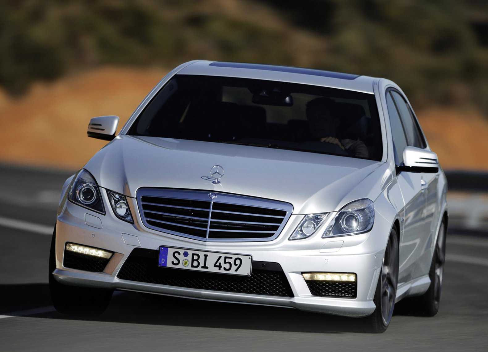 Mercedes-benz  e-class (w212)  amg e63 (525 hp) speedshift