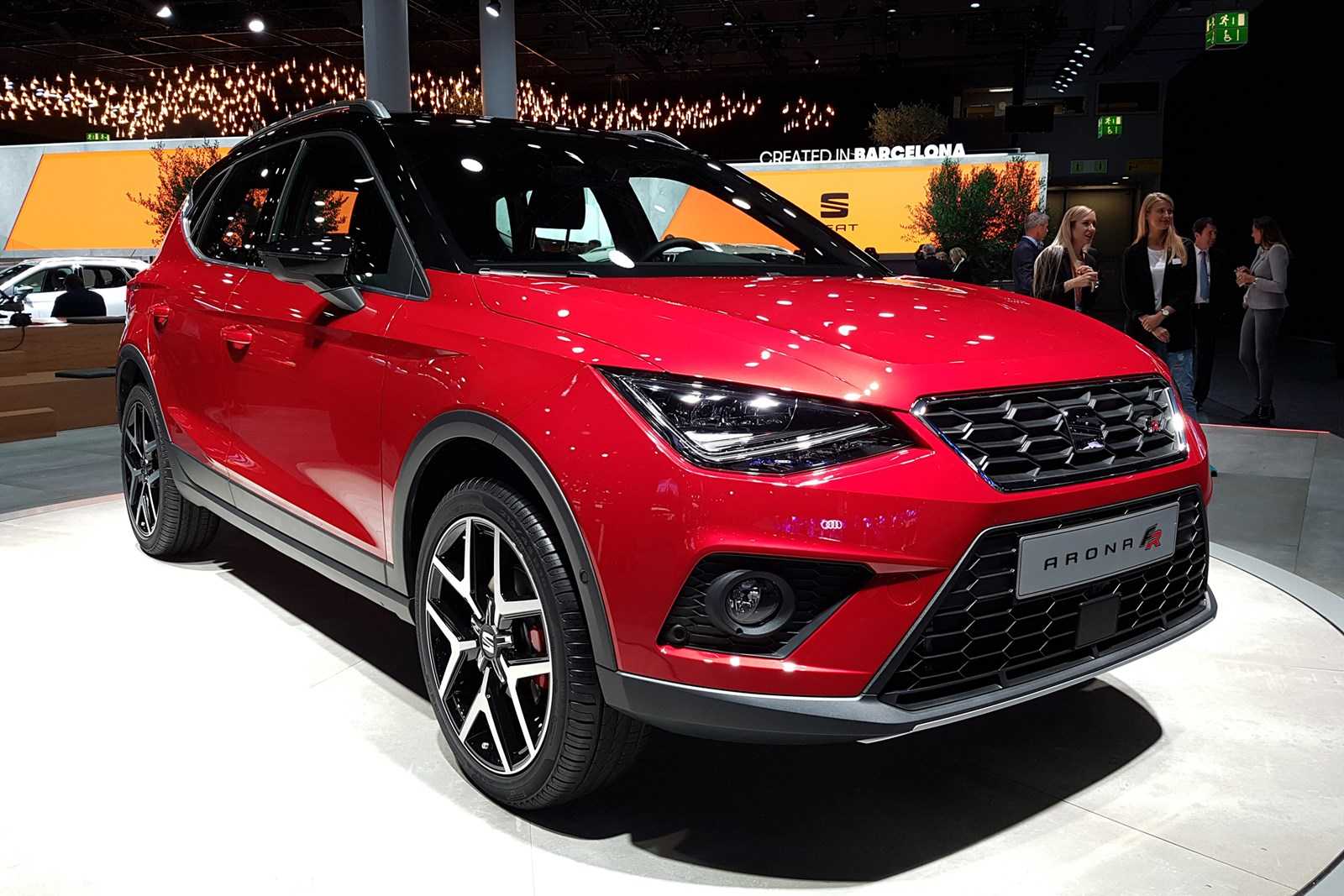 Тест-драйв seat arona: семь особенностей компактного кроссовера