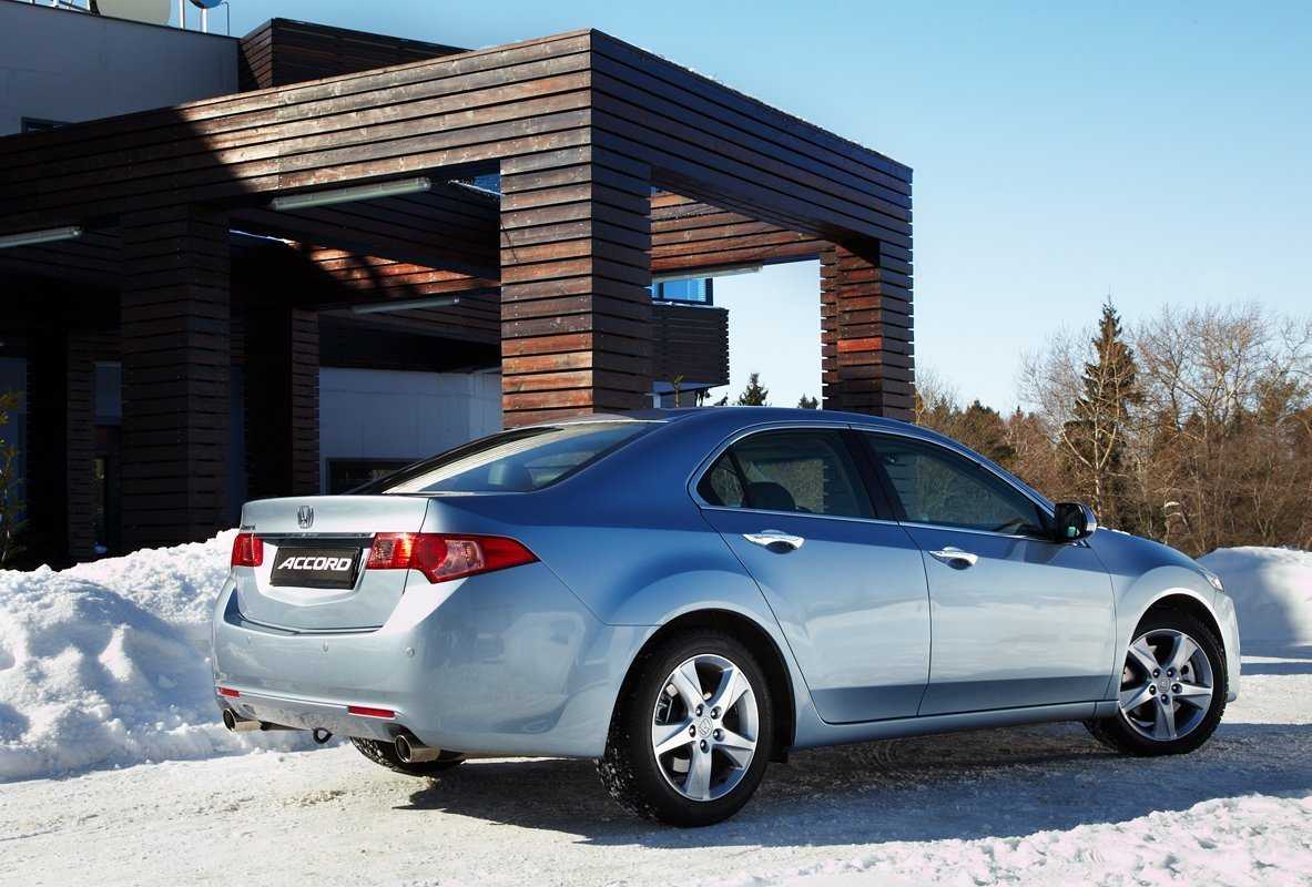 Стоит ли выбирать подержанный honda accord 8?